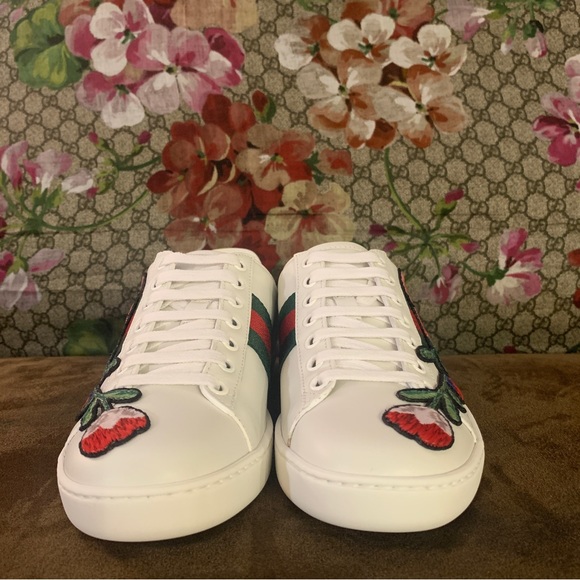Gucci Ace Sneakers with Floral Embroidery - Picture 5 of 12